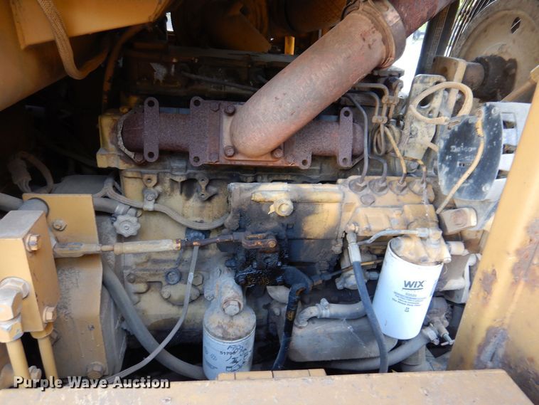 image for item DA7240 1988 Caterpillar 943  track loader