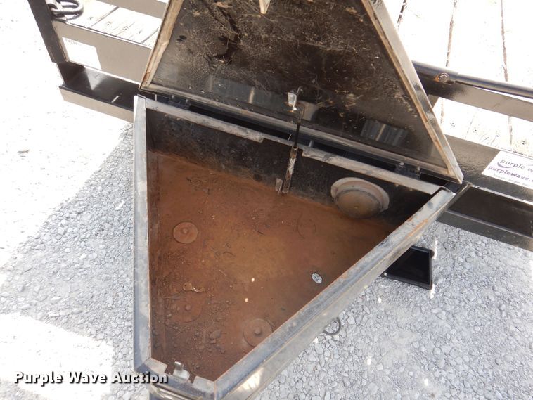 image for item DA7241 2015 B&B Trailers  tilt deck equipment trailer