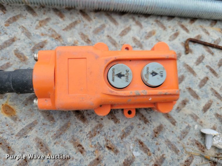 image for item DA7246 Knapheide PVMXT-123C  dump flatbed