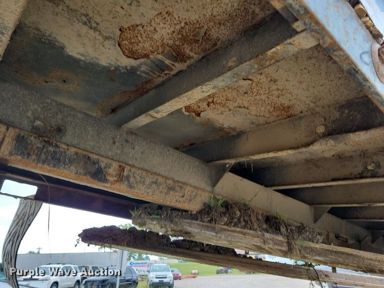 image for item DA7246 Knapheide PVMXT-123C  dump flatbed