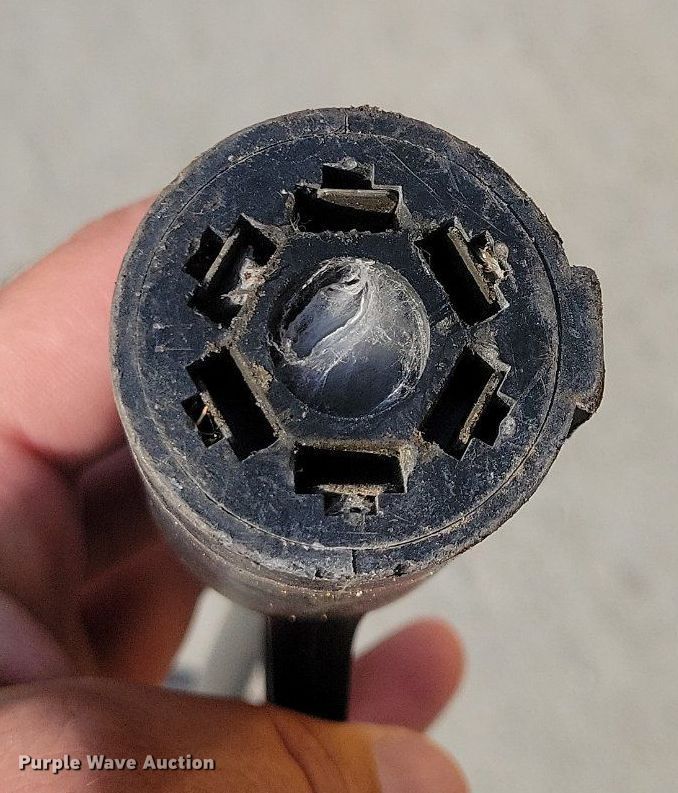 image for item DA7249 2018 Vermeer BC1000XL  wood chipper