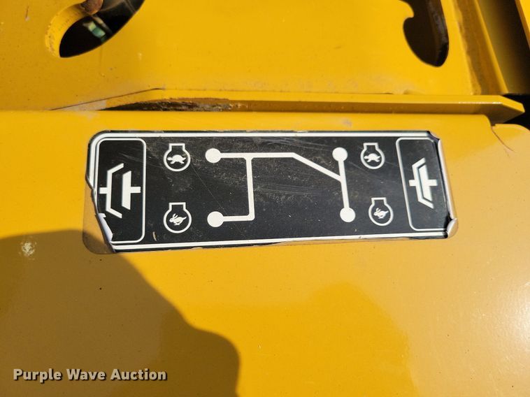 image for item DA7249 2018 Vermeer BC1000XL  wood chipper