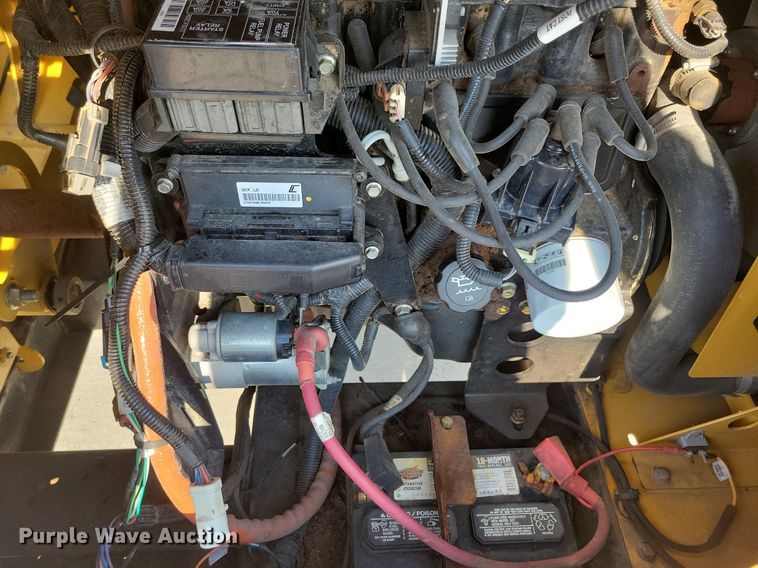 image for item DA7249 2018 Vermeer BC1000XL  wood chipper