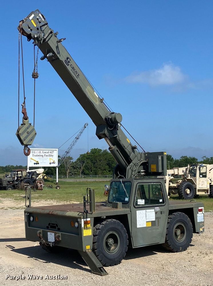 image for item DI7834 1993 Grove AP-308  crane