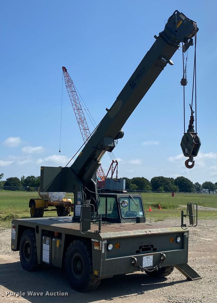 image for item DI7834 1993 Grove AP-308  crane