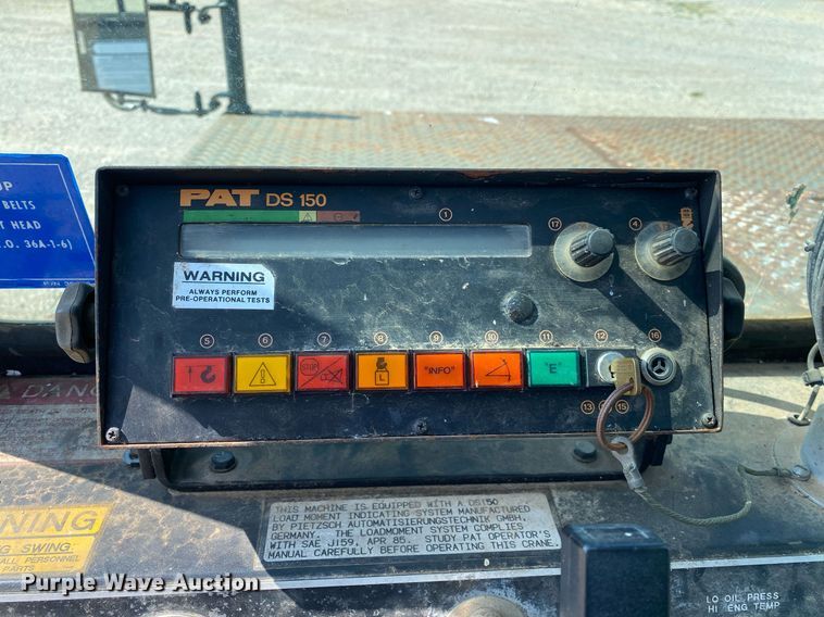 image for item DI7834 1993 Grove AP-308  crane