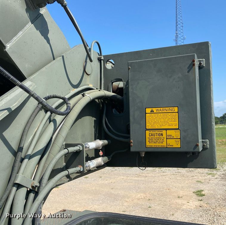 image for item DI7834 1993 Grove AP-308  crane