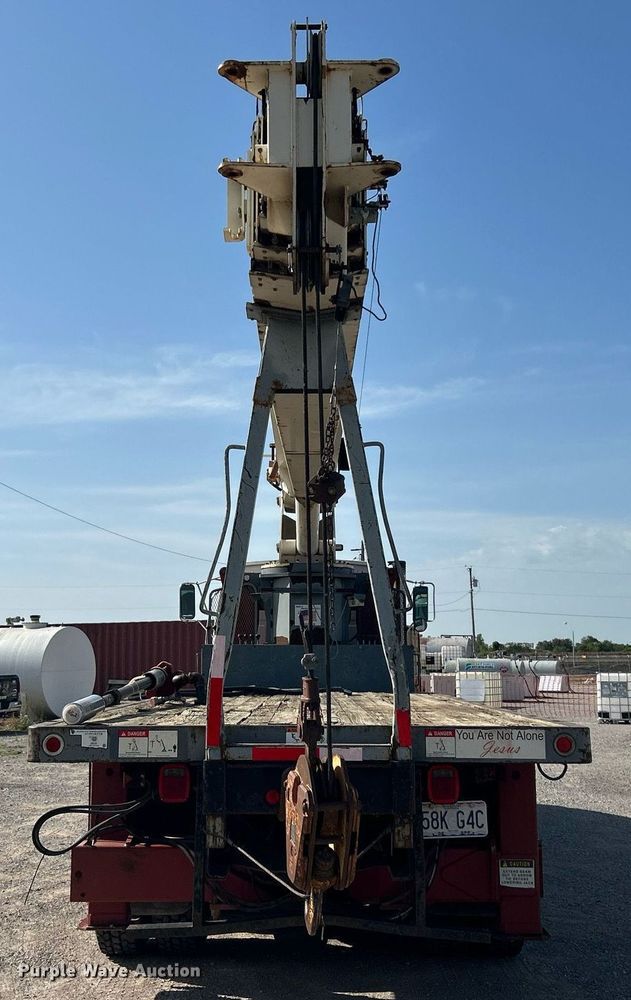 image for item DI7918 2003 Sterling L-Line  crane truck