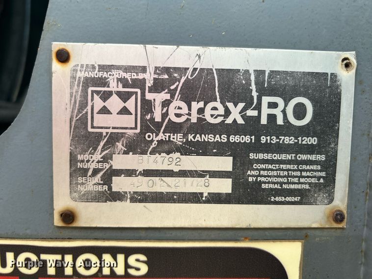 image for item DI7918 2003 Sterling L-Line  crane truck