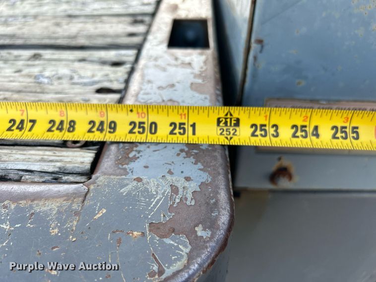 image for item DI7918 2003 Sterling L-Line  crane truck