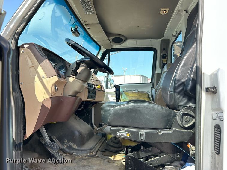 image for item DI7918 2003 Sterling L-Line  crane truck