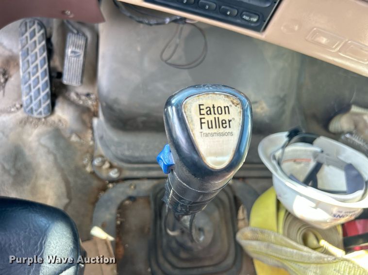 image for item DI7918 2003 Sterling L-Line  crane truck