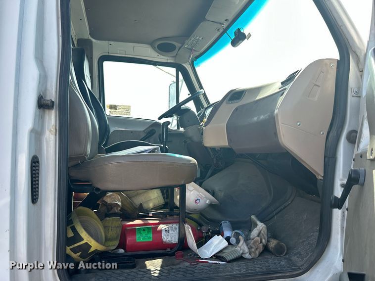 image for item DI7918 2003 Sterling L-Line  crane truck