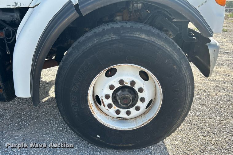 image for item DI7918 2003 Sterling L-Line  crane truck