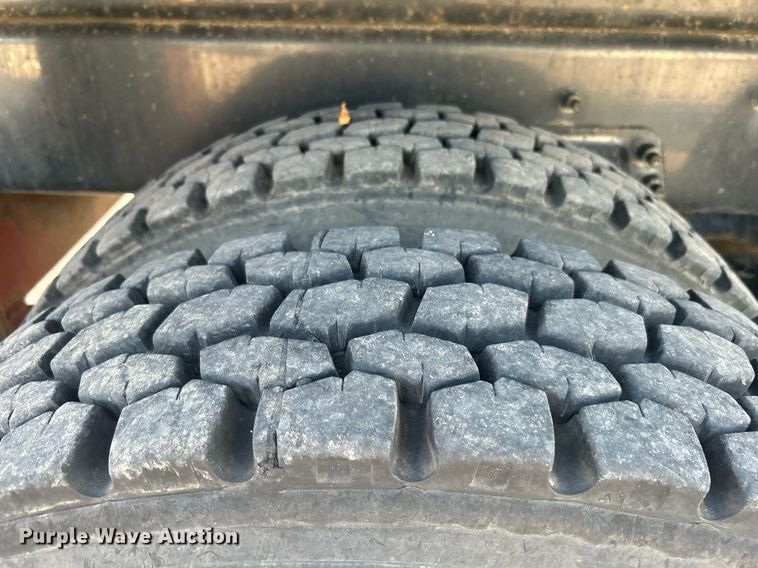 image for item DI7918 2003 Sterling L-Line  crane truck