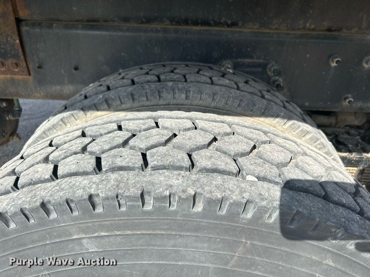 image for item DI7918 2003 Sterling L-Line  crane truck