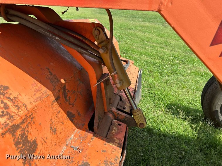 image for item DI7925 1987 Waldon SweepMaster broom