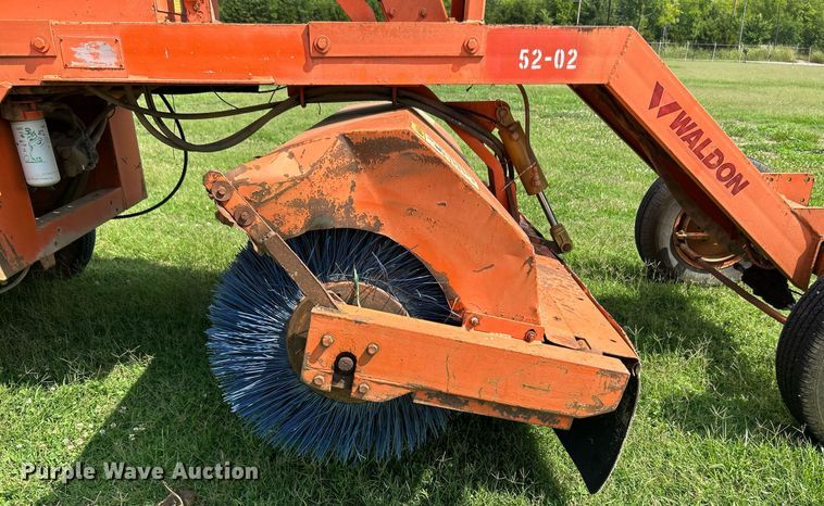 image for item DI7925 1987 Waldon SweepMaster broom