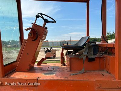 image for item DI7925 1987 Waldon SweepMaster broom