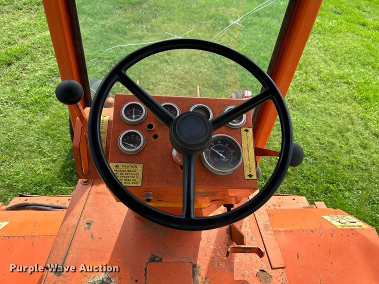 image for item DI7925 1987 Waldon SweepMaster broom