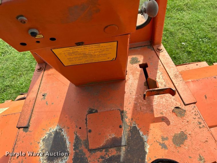 image for item DI7925 1987 Waldon SweepMaster broom