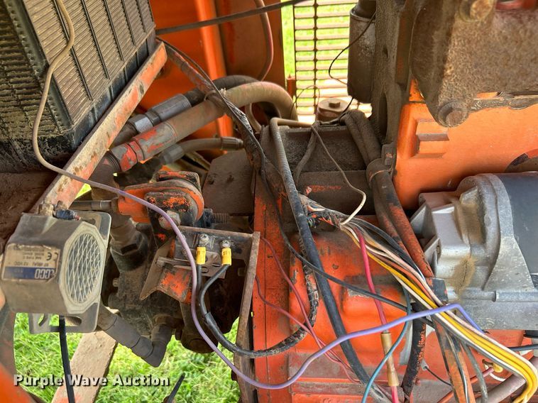 image for item DI7925 1987 Waldon SweepMaster broom