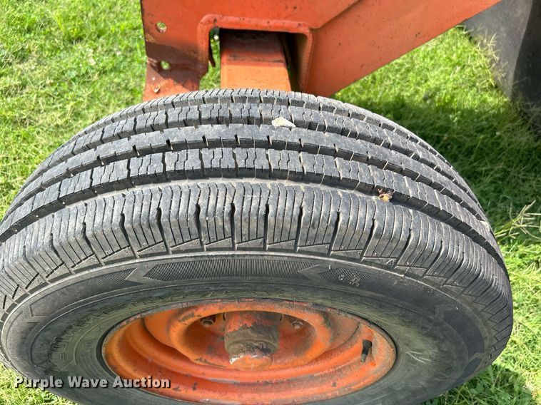 image for item DI7925 1987 Waldon SweepMaster broom