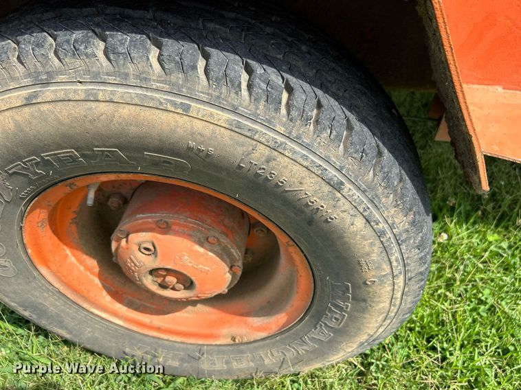 image for item DI7925 1987 Waldon SweepMaster broom