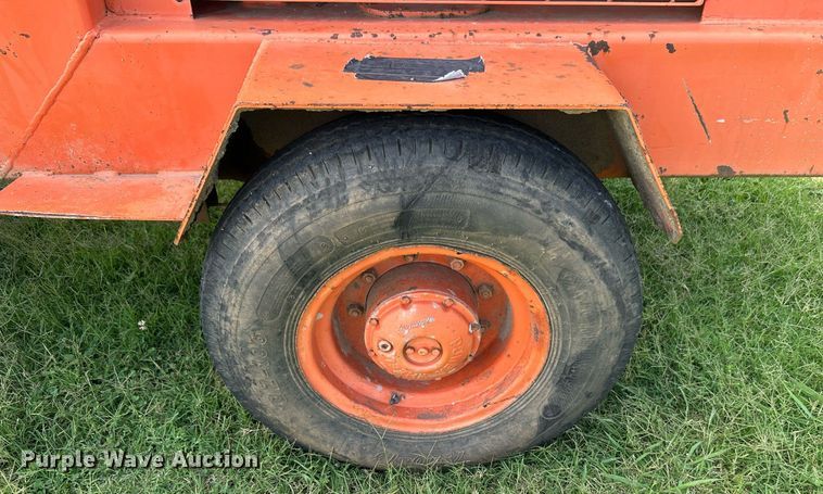 image for item DI7925 1987 Waldon SweepMaster broom