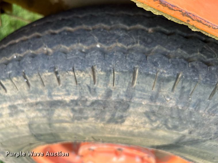 image for item DI7925 1987 Waldon SweepMaster broom