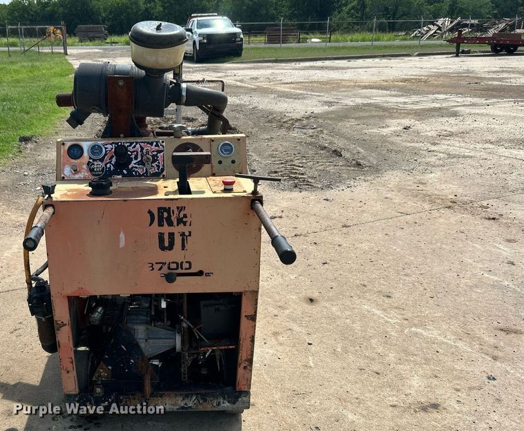 image for item DI7928 Diamond Core Core Cut CC3700  concrete saw