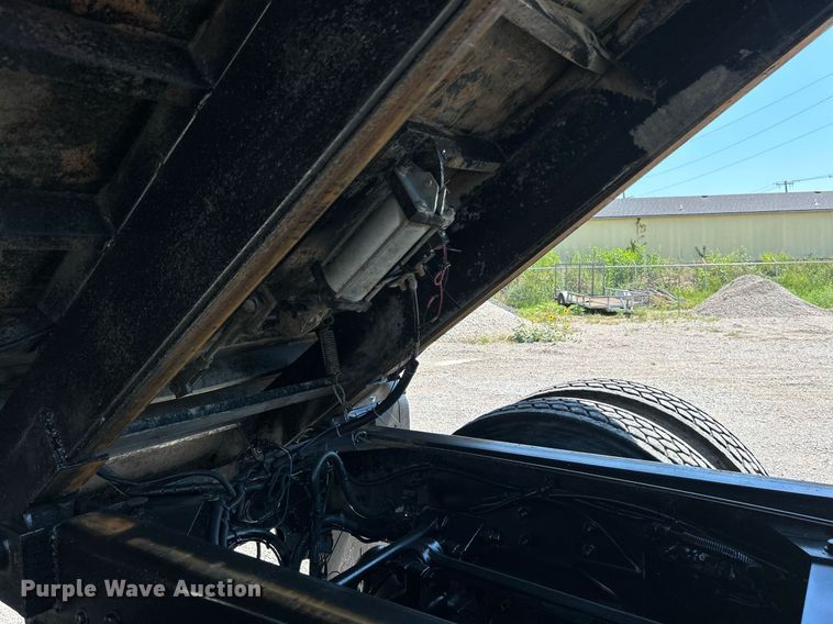 image for item DI7940 2009 Kenworth T800  dump truck