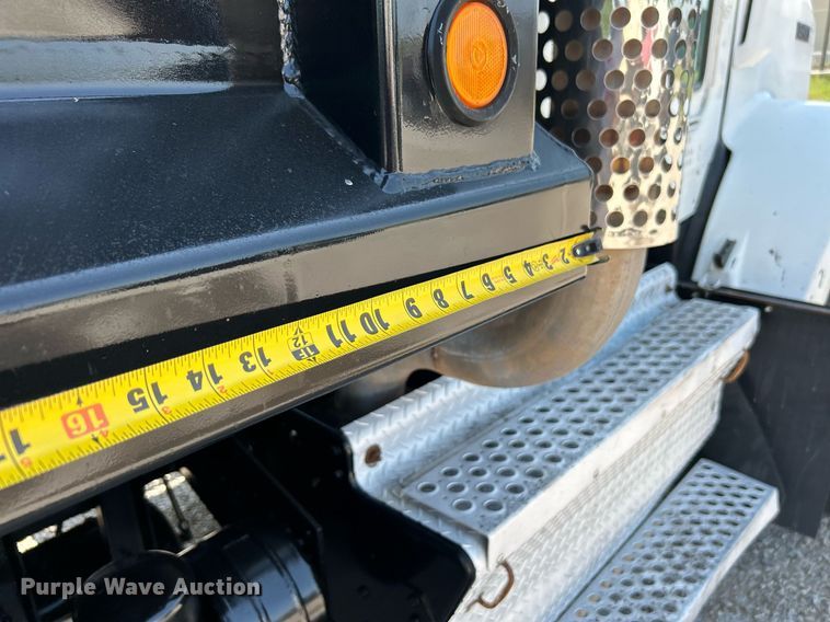 image for item DI7940 2009 Kenworth T800  dump truck