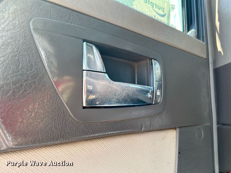 image for item DI7940 2009 Kenworth T800  dump truck