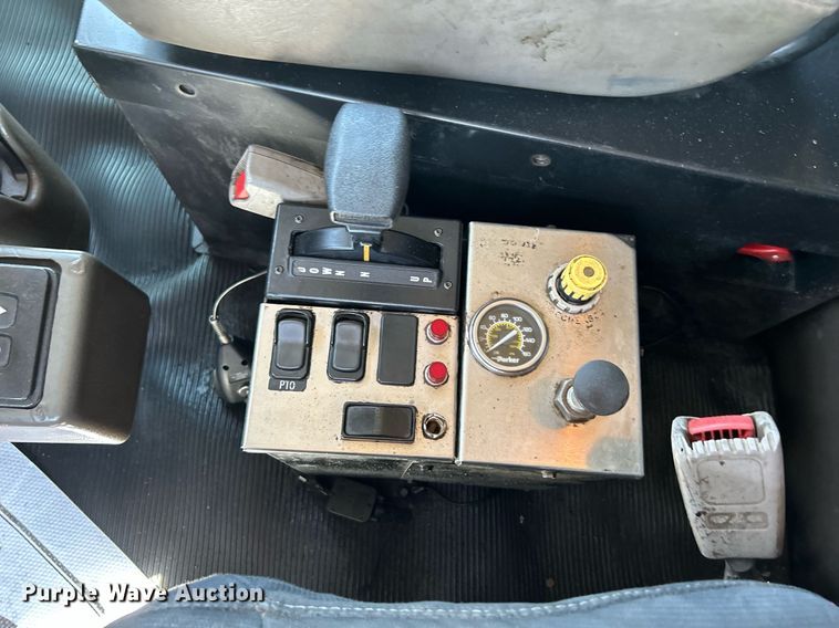 image for item DI7940 2009 Kenworth T800  dump truck