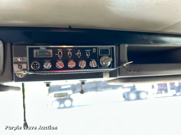 image for item DI7940 2009 Kenworth T800  dump truck