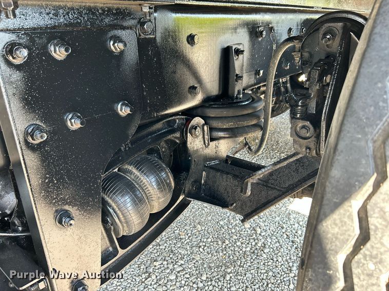 image for item DI7940 2009 Kenworth T800  dump truck