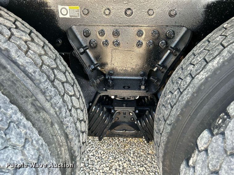 image for item DI7940 2009 Kenworth T800  dump truck