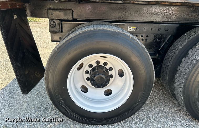 image for item DI7940 2009 Kenworth T800  dump truck