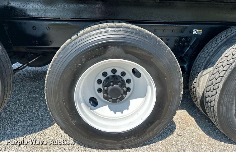 image for item DI7940 2009 Kenworth T800  dump truck