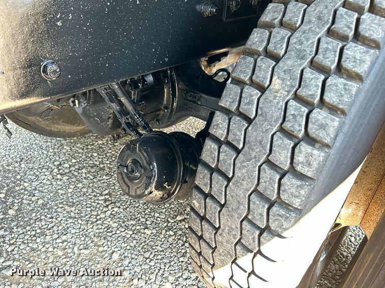 image for item DI7940 2009 Kenworth T800  dump truck