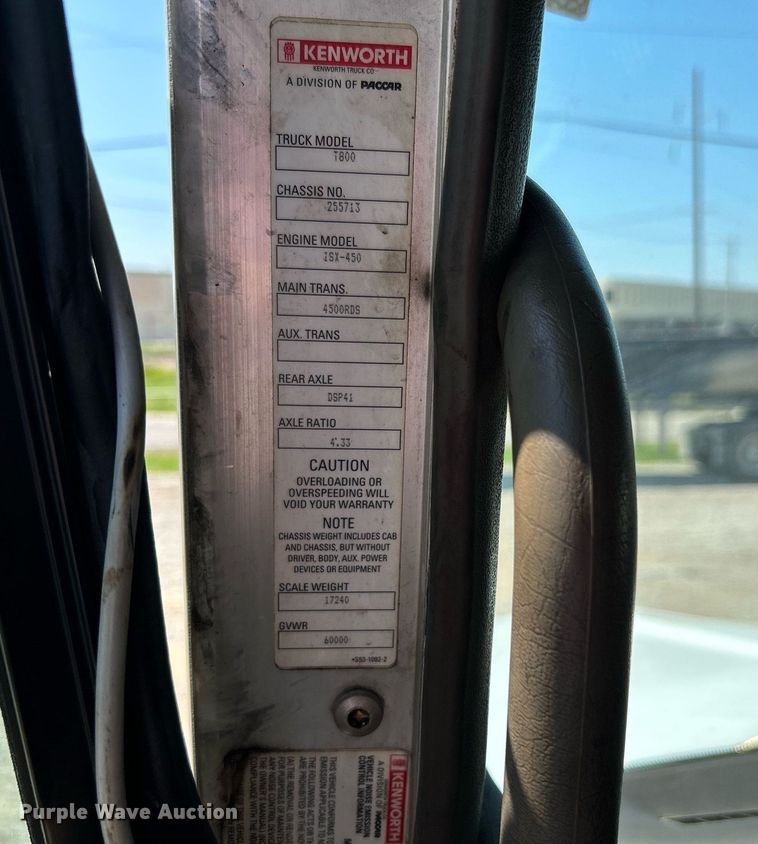 image for item DI7940 2009 Kenworth T800  dump truck