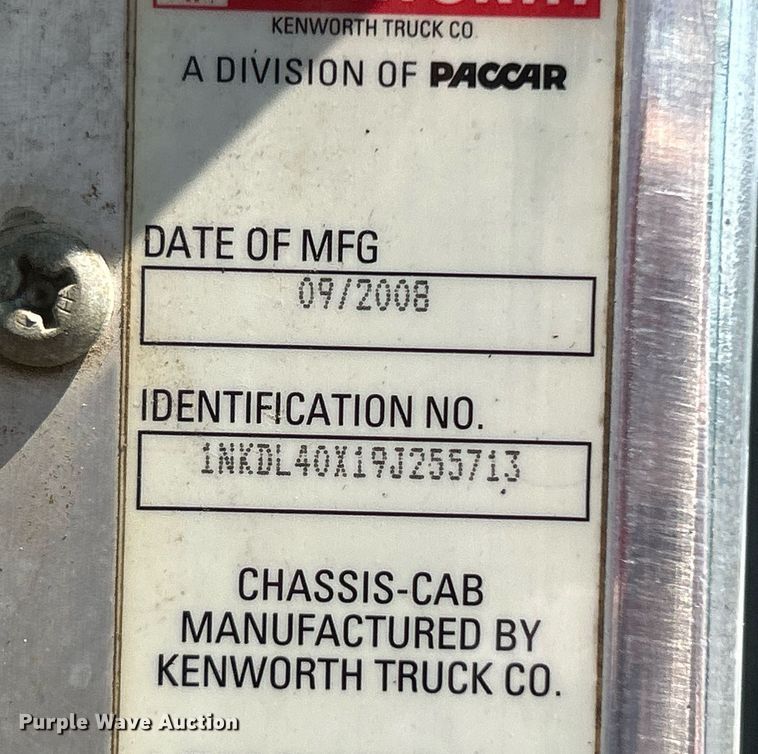 image for item DI7940 2009 Kenworth T800  dump truck