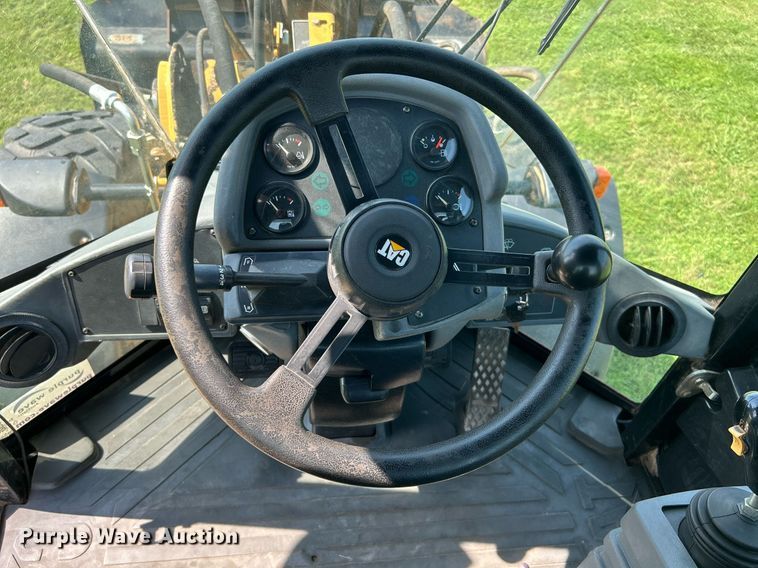 image for item DI7942 2001 Caterpillar 924G  wheel loader