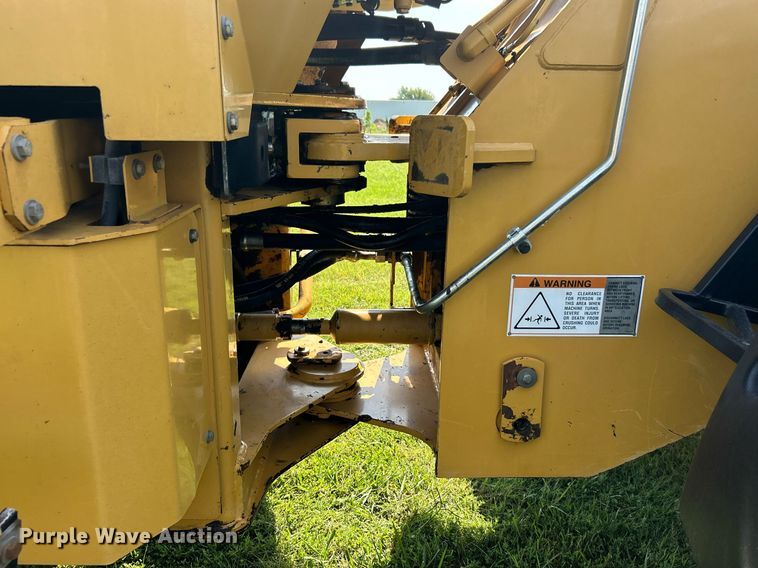 image for item DI7942 2001 Caterpillar 924G  wheel loader