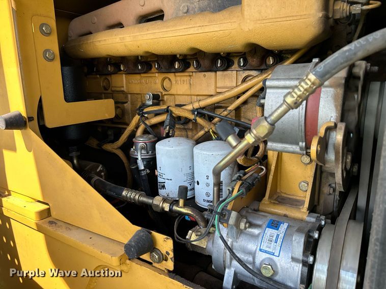 image for item DI7942 2001 Caterpillar 924G  wheel loader