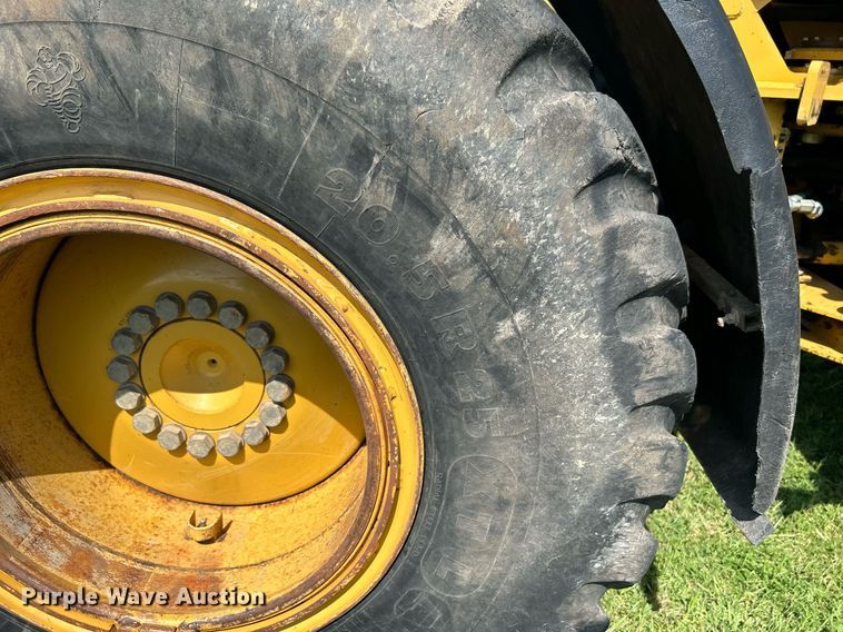 image for item DI7942 2001 Caterpillar 924G  wheel loader