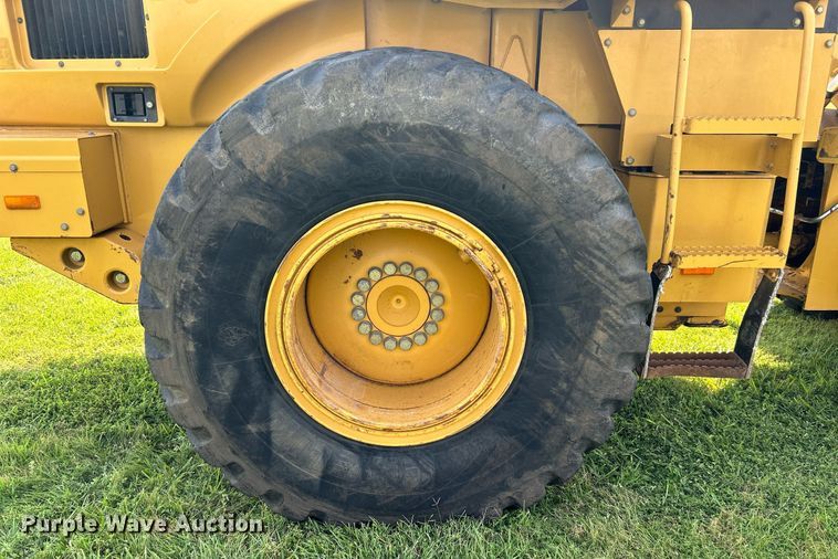 image for item DI7942 2001 Caterpillar 924G  wheel loader