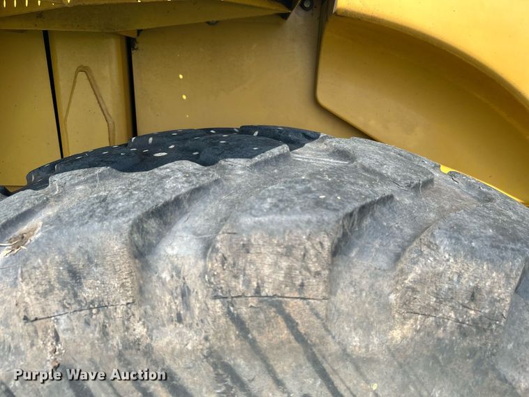 image for item DI7942 2001 Caterpillar 924G  wheel loader