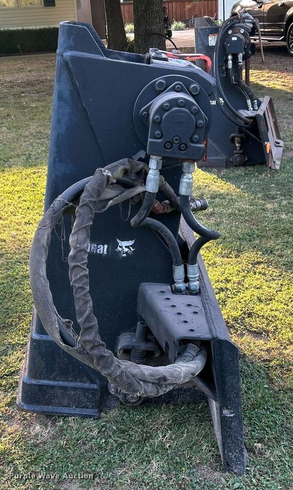 image for item DI7953 Bobcat  skid steer drop hammer